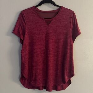 Women's Danskin Burgundy Short Sleeve Top 100% Polyester